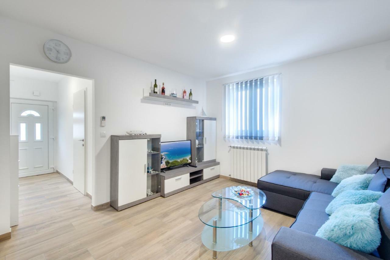 Apartman Tarnik's Apartment Viskovo Bagian luar foto