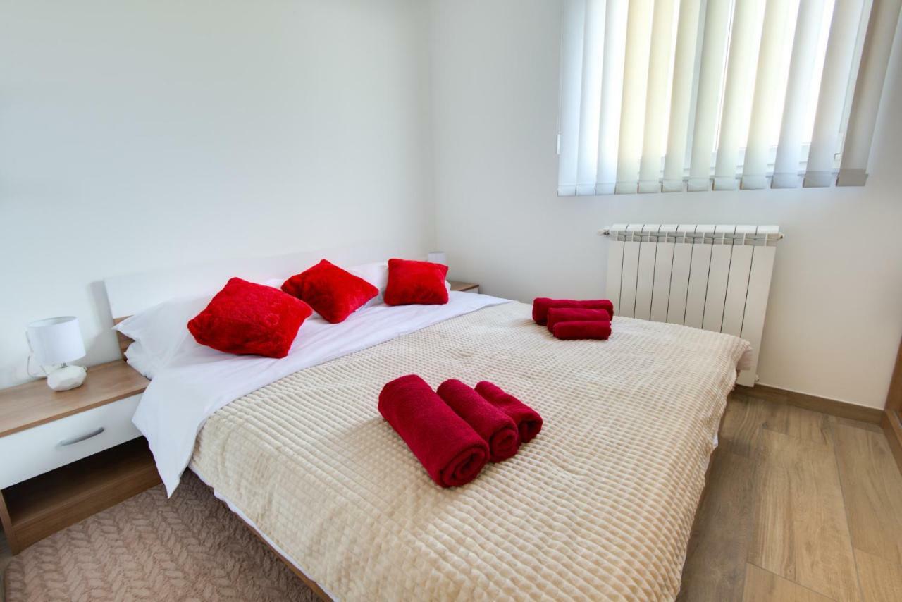 Apartman Tarnik's Apartment Viskovo Bagian luar foto