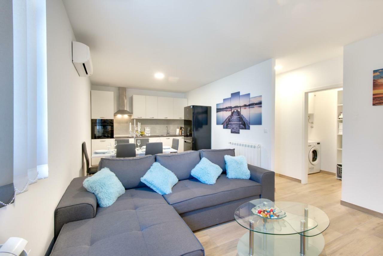 Apartman Tarnik's Apartment Viskovo Bagian luar foto